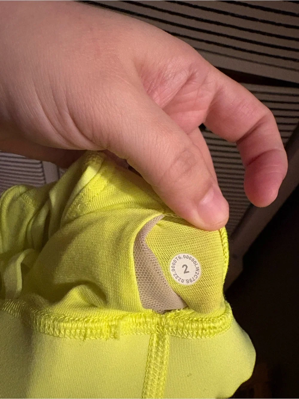 Lululemon Energy Bra Highlight Yellow Strappy Back Sports Bra Women’s Size 2